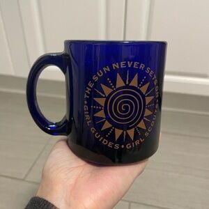 Vintage 1990s blue glass girl scout girl guides mug